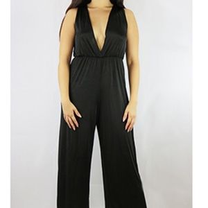 Sexy & Flirty Sleeveless VNeck Black Jumpsuit32-11